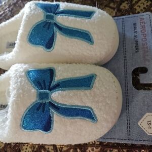 Aeropostale Girls' White Slippers with Blue Bow 13-1